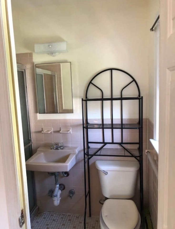 4 bedrooms, 2 bathrooms – Apartment