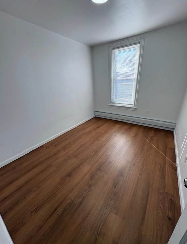 2 bedrooms, 1 bathroom – Apartment